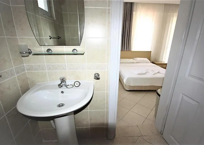 Lebrentals Tina Vila *