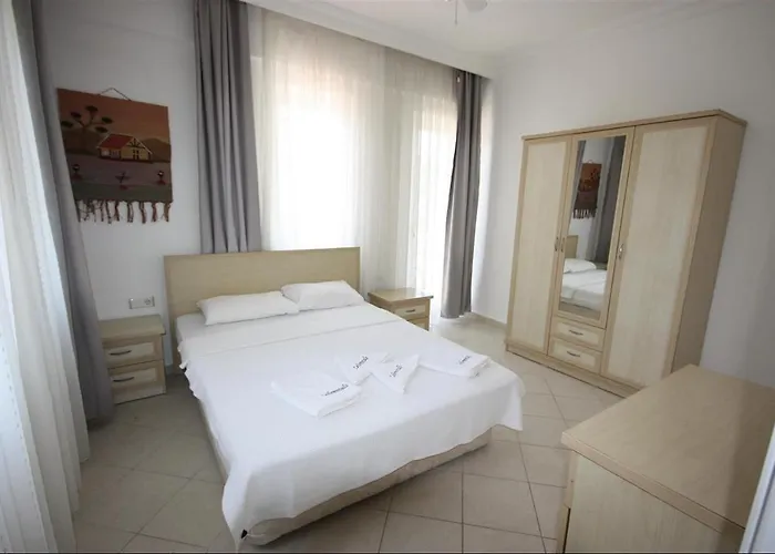 Lebrentals Tina Villa *