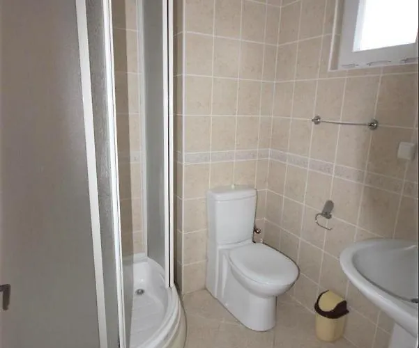 Villa Lebrentals Tina *